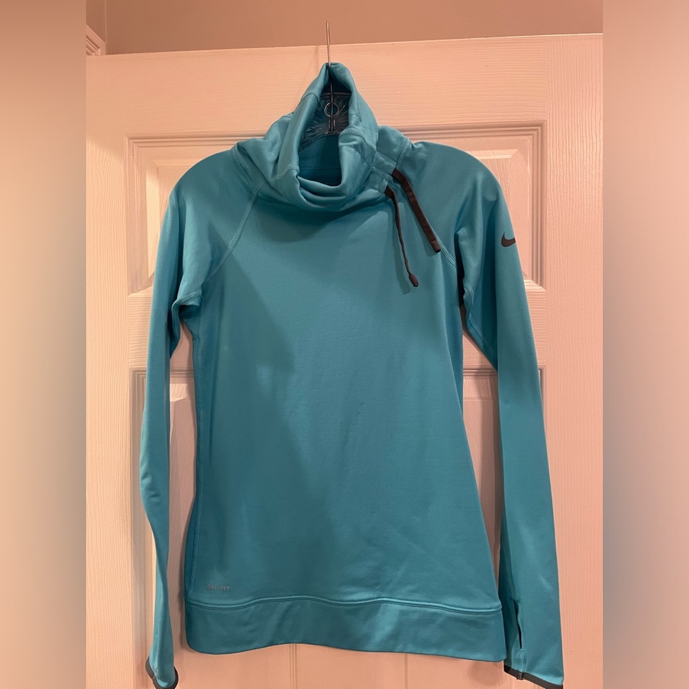 Nike pullover
